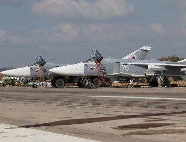 Συρία: 6 drones ισλαμιστών στα χέρια των Ρώσων - Kατέρριψαν τα υπόλοιπα 7 - Η Μόσχα «δείχνει» ΗΠΑ ως υπεύθυνες